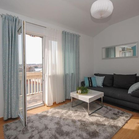 Apartment Tina Podstrana Ngoại thất bức ảnh